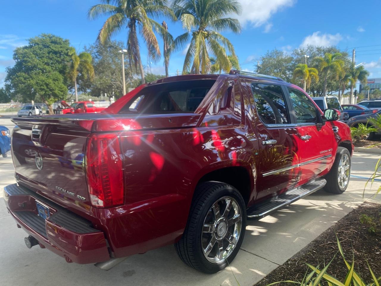 2007 Cadillac Escalade EXT LOW MILES 15,019 1 OWNER 4WD Pompano Beach FL