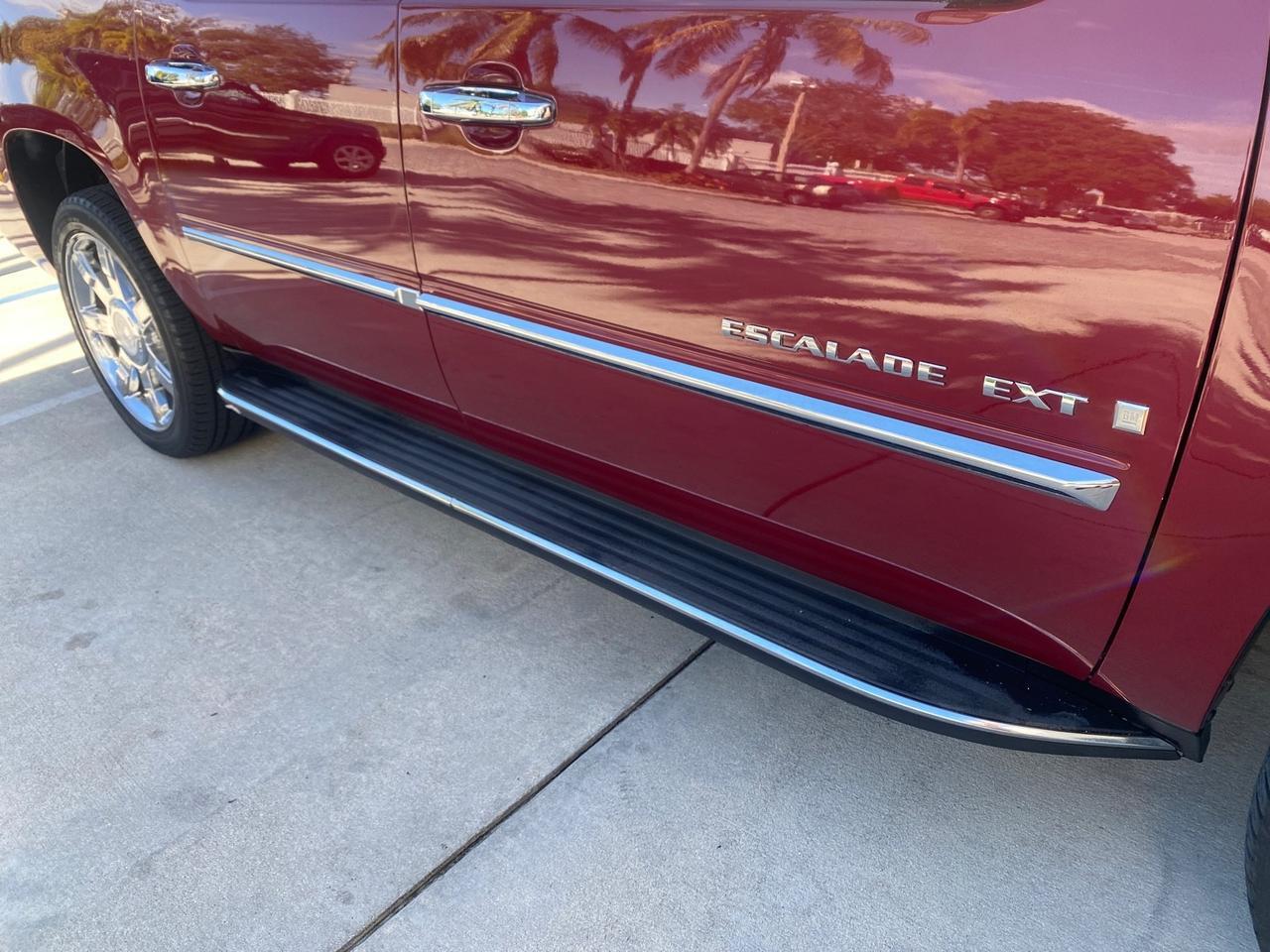 2007 Cadillac Escalade EXT LOW MILES 15,019 1 OWNER 4WD Pompano Beach FL