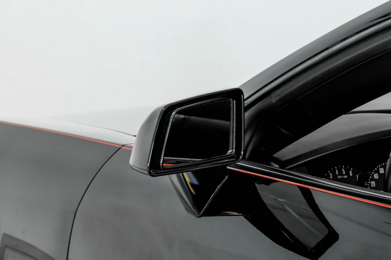 2007 Cadillac XLR HEADUP DISPLAY NAVIGATION LEATHER HEATED SEATS KEYLESS START REAR PARK SENSORS Carrollton TX