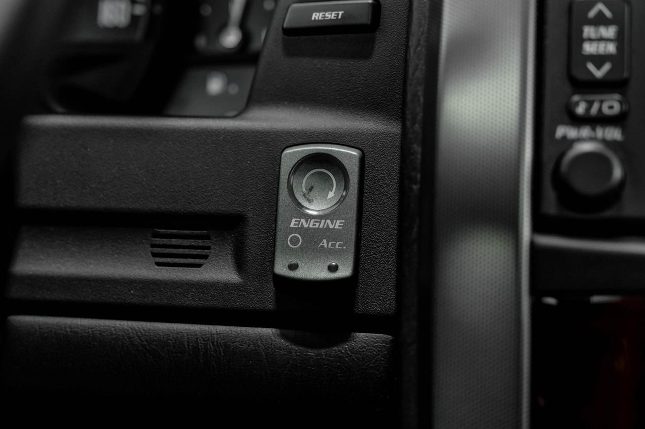 2007 Cadillac XLR HEADUP DISPLAY NAVIGATION LEATHER HEATED SEATS KEYLESS START REAR PARK SENSORS Carrollton TX