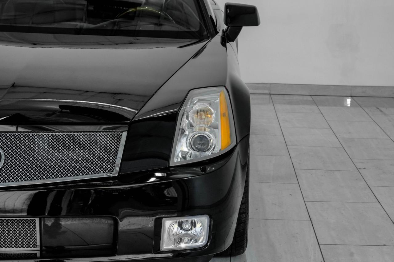 2007 Cadillac XLR HEADUP DISPLAY NAVIGATION LEATHER HEATED SEATS KEYLESS START REAR PARK SENSORS Carrollton TX