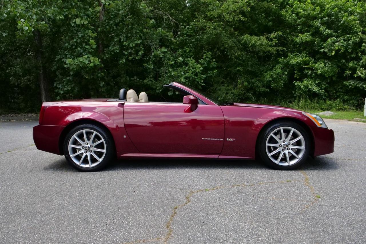 2007 Cadillac XLR-V Convertible / Supercharged 4.4L V8 / Low Miles / RARE! Lincolnton NC