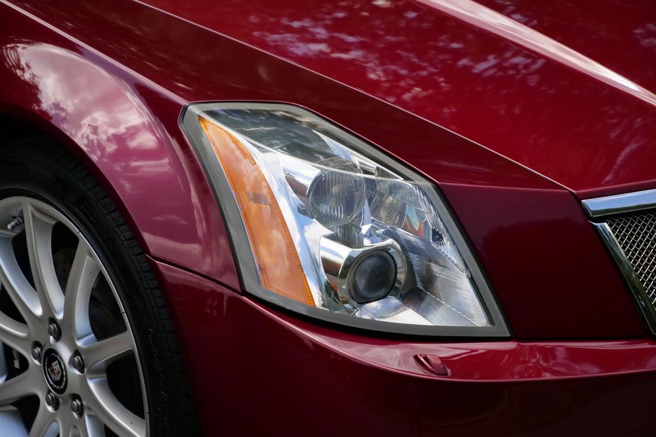 2007 Cadillac XLR-V Convertible / Supercharged 4.4L V8 / Low Miles / RARE! Lincolnton NC