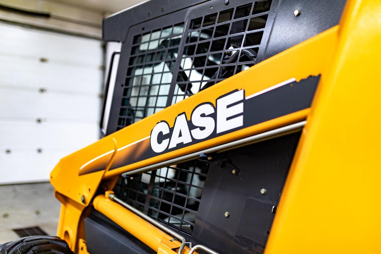 2007 Case 430 Skid Steer Loader Bucket Diesel Red Deer AB