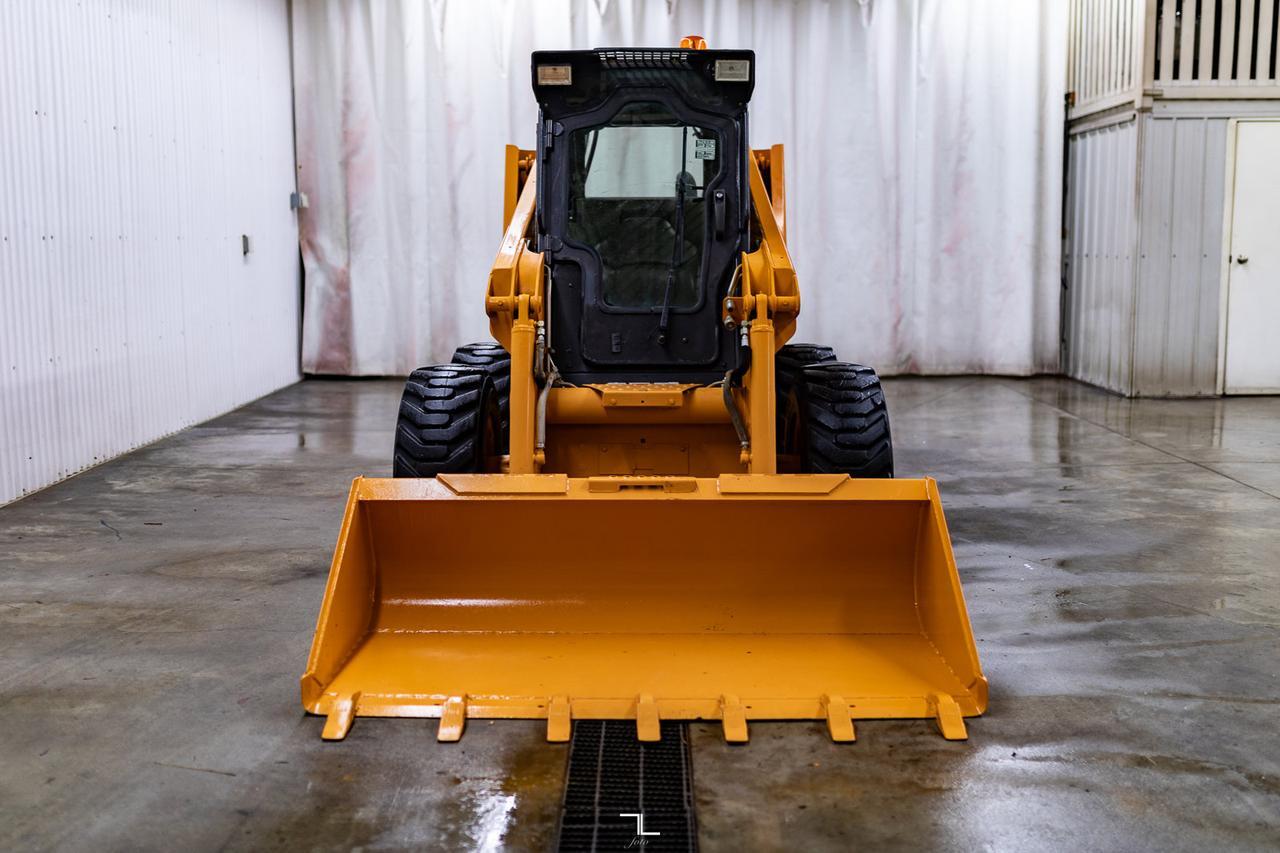 2007 Case 430 Skid Steer Loader Bucket Diesel Red Deer AB