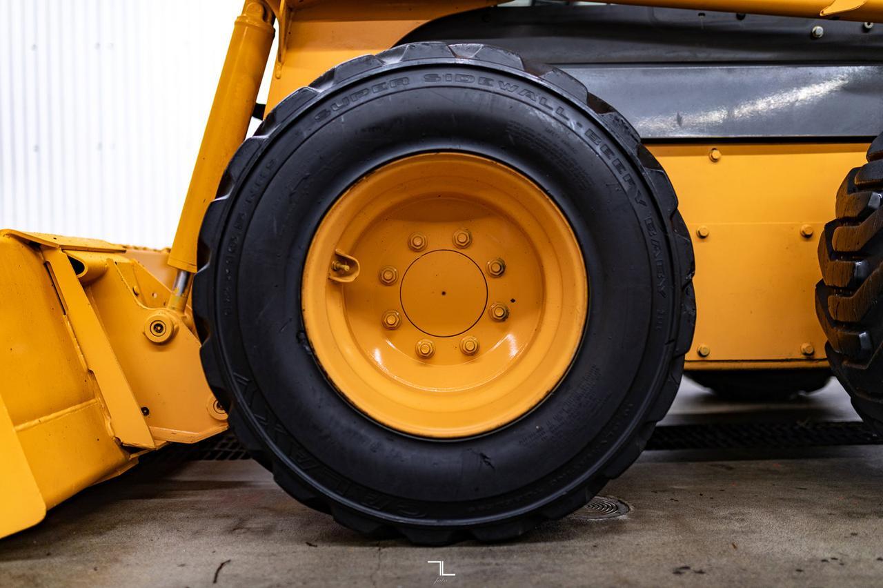 2007 Case 430 Skid Steer Loader Bucket Diesel Red Deer AB