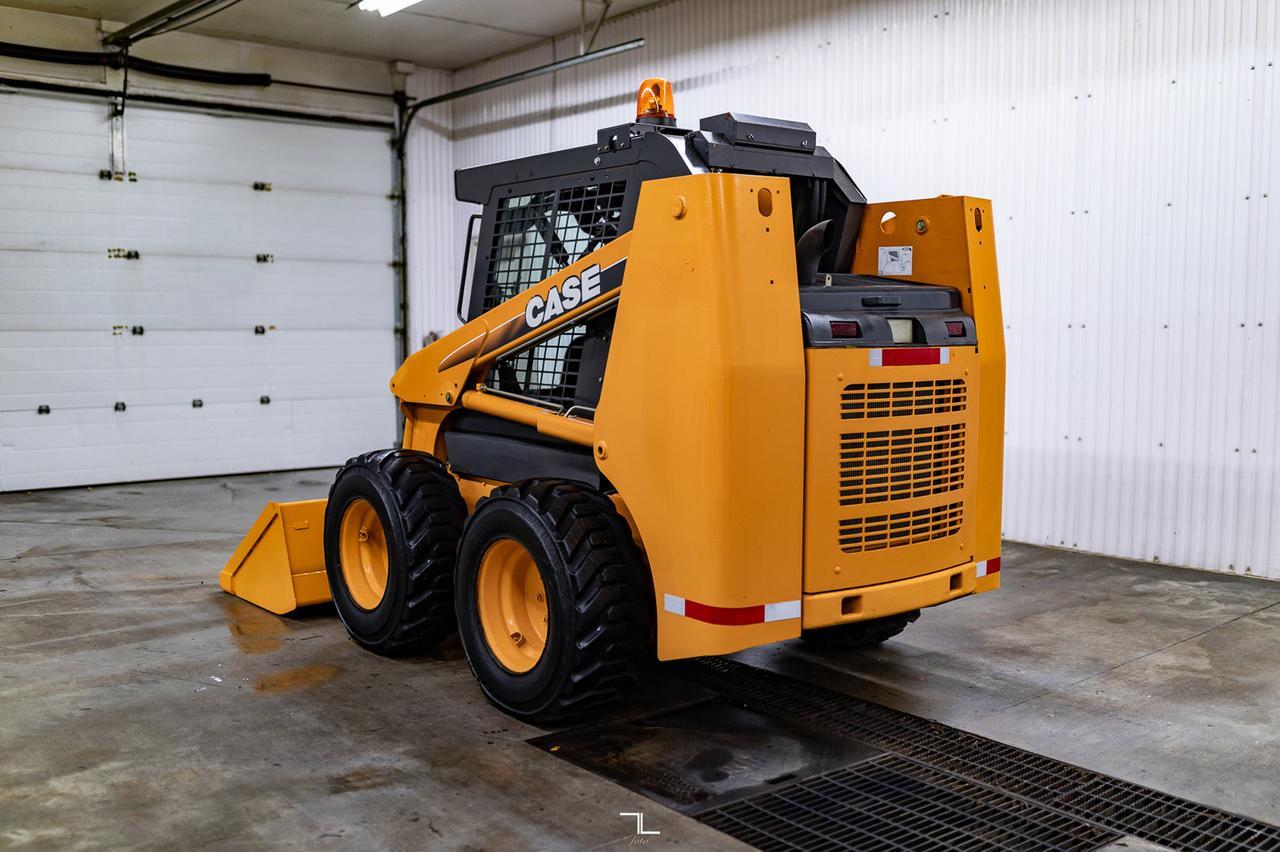2007 Case 430 Skid Steer Loader Bucket Diesel Red Deer AB