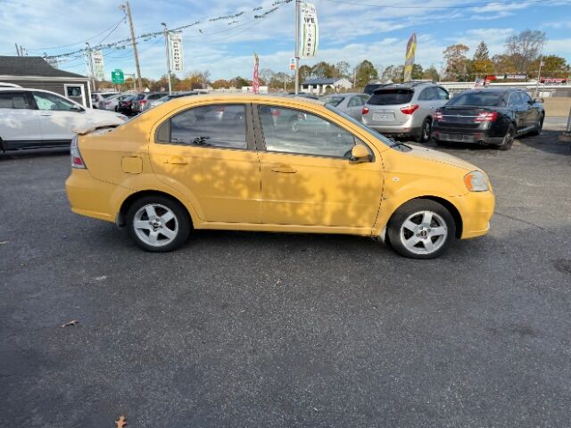 2007 Chevrolet Aveo LT 4-Door East Islip NY