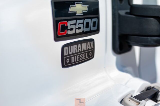 2007 Chevrolet CC5500 34 Passenger Bus Diesel TV Red Deer AB