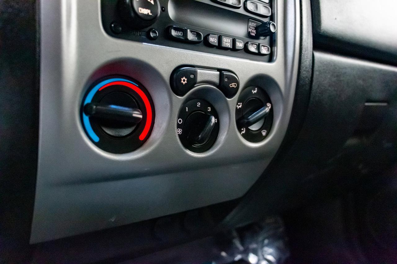 2007 Chevrolet Colorado 4x4 Reg Cab LT Red Deer AB