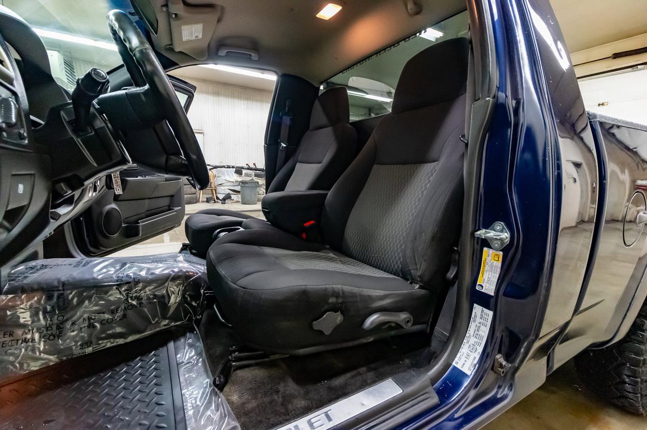 2007 Chevrolet Colorado 4x4 Reg Cab LT Red Deer AB