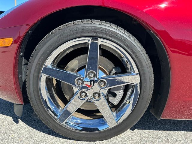 2007 Chevrolet Corvette Base Random Lake WI