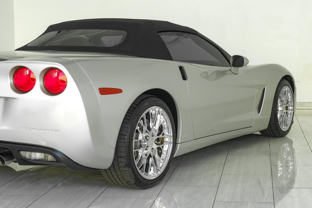 2007 Chevrolet Corvette Convertible AUTOMATIC HEADUP DISPLAY LEATHER HEATED SEATS KEYLESS START BOSE SOUND PADDLE SHIFTERS Carrollton TX