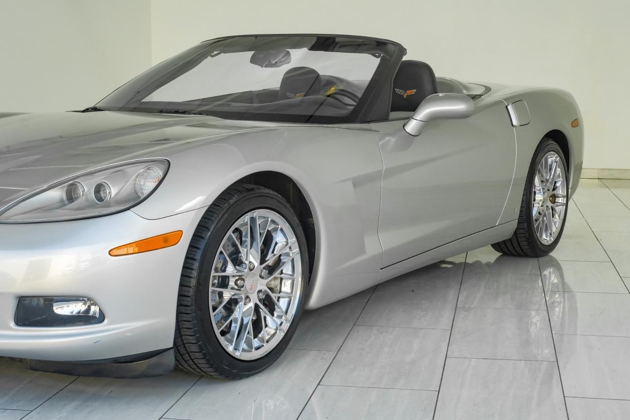 2007 Chevrolet Corvette Convertible AUTOMATIC HEADUP DISPLAY LEATHER HEATED SEATS KEYLESS START BOSE SOUND PADDLE SHIFTERS Carrollton TX