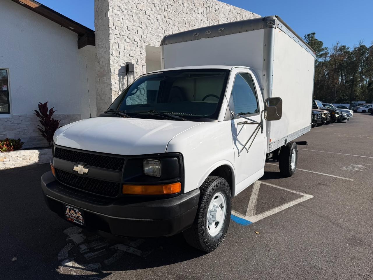 2007 Chevrolet Express Commercial Cutaway 139" WB C6Y SRW