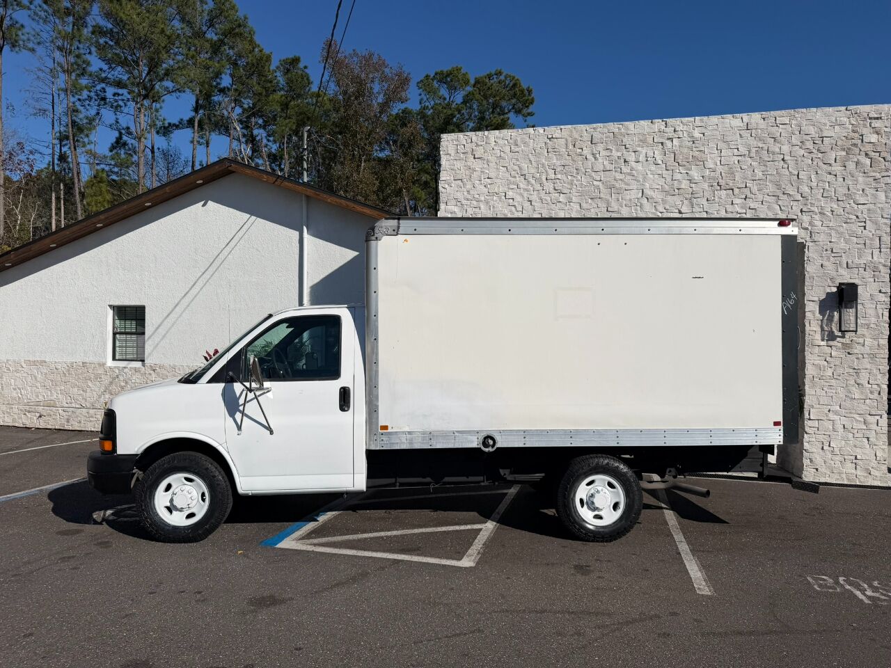 2007 Chevrolet Express Commercial Cutaway 139" WB C6Y SRW Jacksonville FL