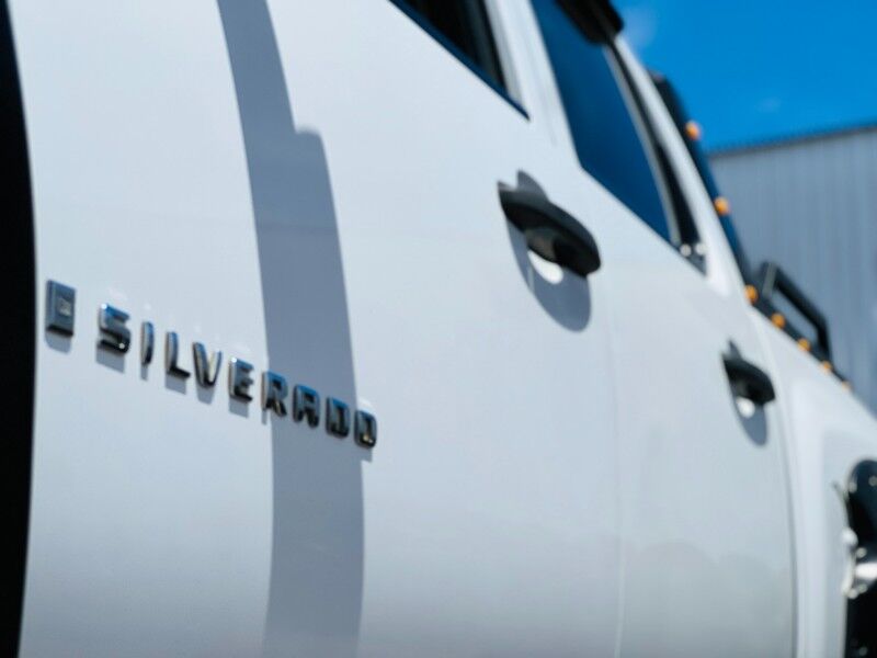 2007 Chevrolet Silverado 1500 (5.8L V8 Petrol) Vaitele