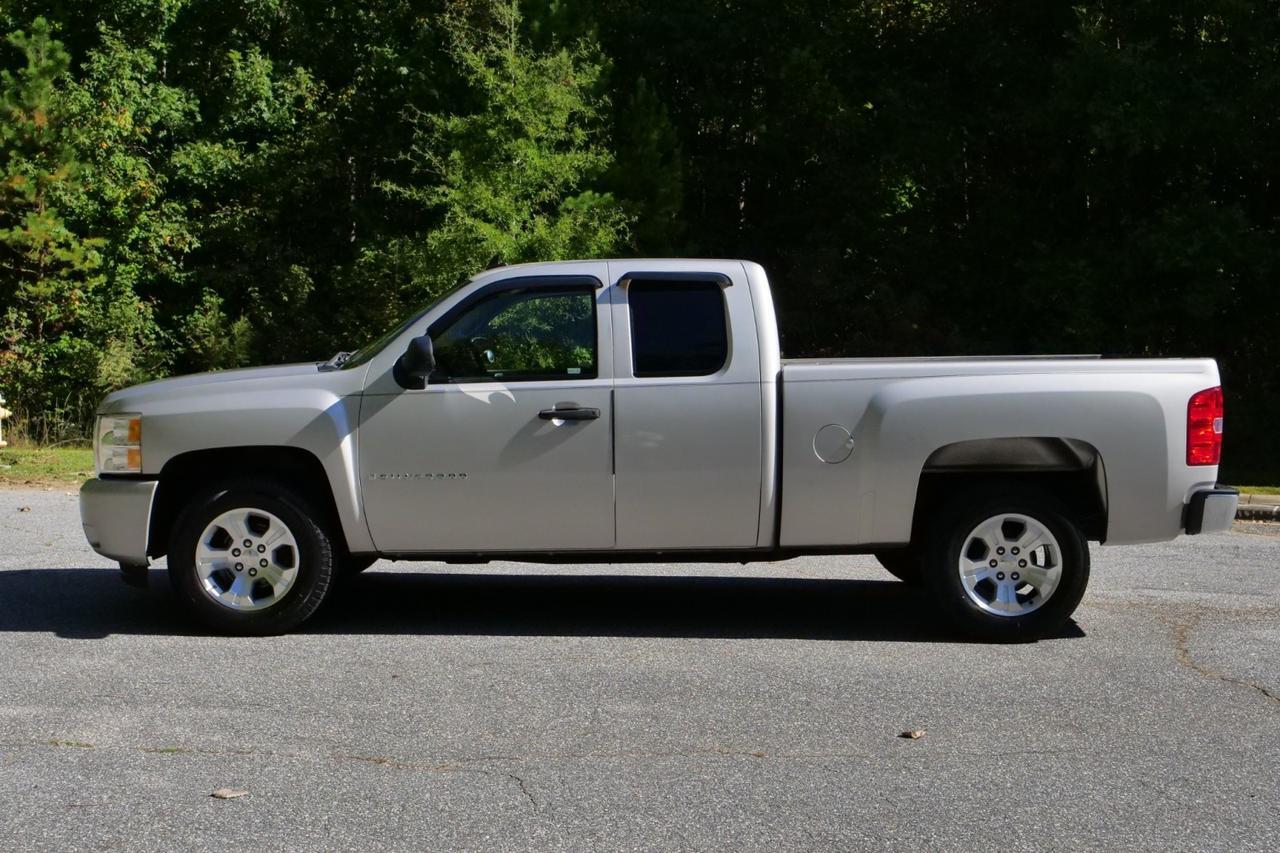 2007 Chevrolet Silverado 1500 LT / 1LT / Convenience Package / 5.3L V8 / LOW MILES Lincolnton NC
