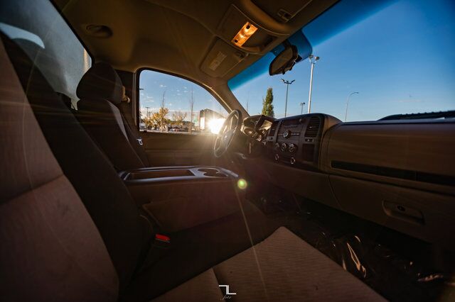 2007 Chevrolet Silverado 2500HD 4x4 Reg Cab WT Longbox Glass Holders Red Deer AB