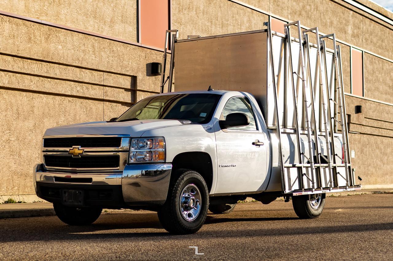 2007 Chevrolet Silverado 2500HD 4x4 Reg Cab WT Longbox Glass Holders Red Deer AB