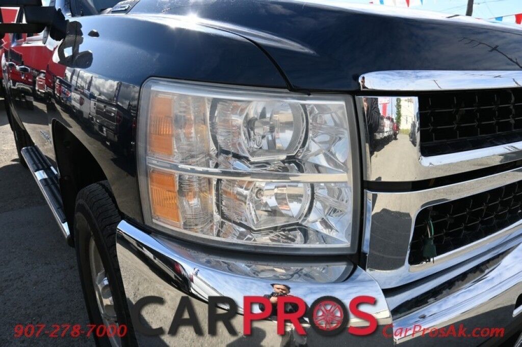 2007 Chevrolet Silverado 2500HD LTZ - 4WD - 6.6l Duramax Turbo Diesel - Allison Transmission -Off-Road Z71 PKG - Bose Speaker System - Auto Start - Heated Leather Bucket Seats - Power Sunroof - Rear Audio Control - Cruise Control - Safety PKG - Tow PKG - Low Miles - 1-Owner Anchorage AK
