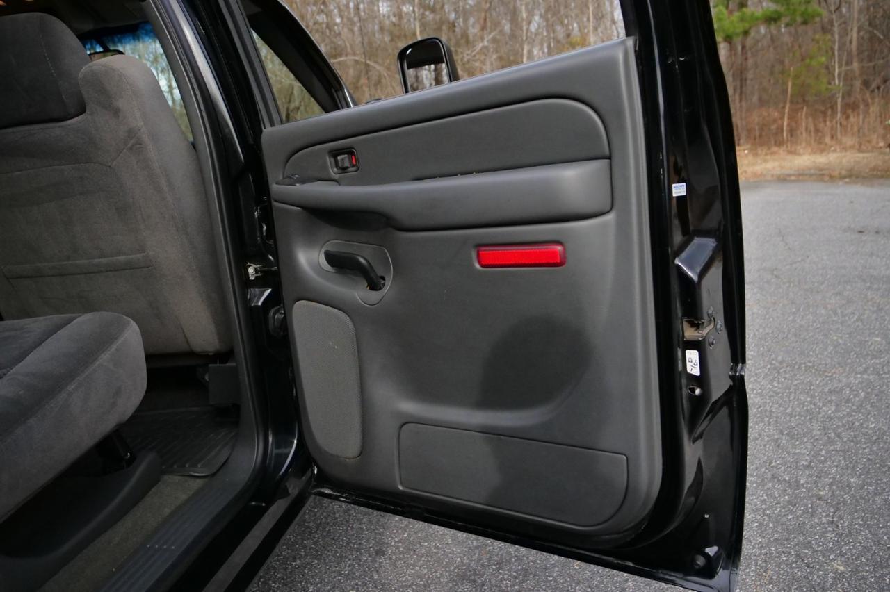 2007 Chevrolet Silverado 3500 Classic LT1 / DRW / Duramax V8 Diesel / Allison! Lincolnton NC