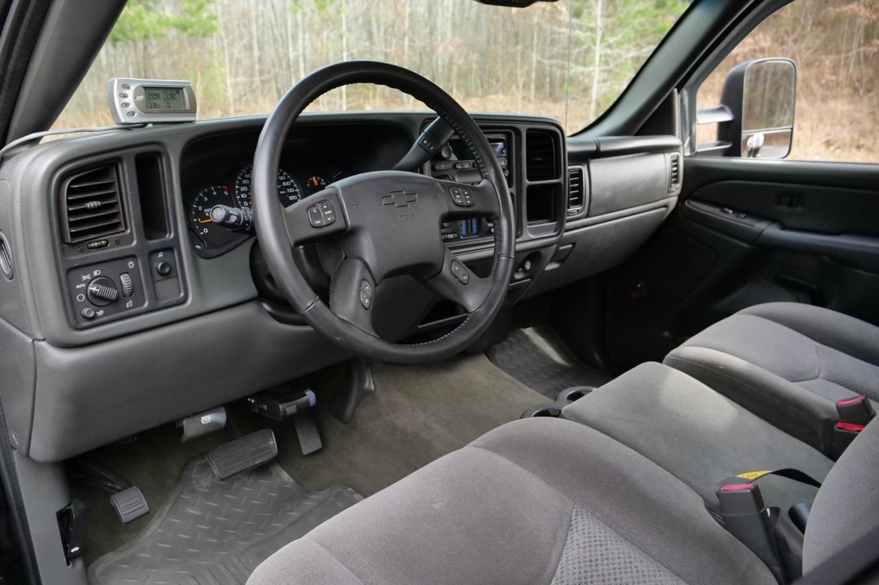 2007 Chevrolet Silverado 3500 Classic LT1 / DRW / Duramax V8 Diesel / Allison! Lincolnton NC