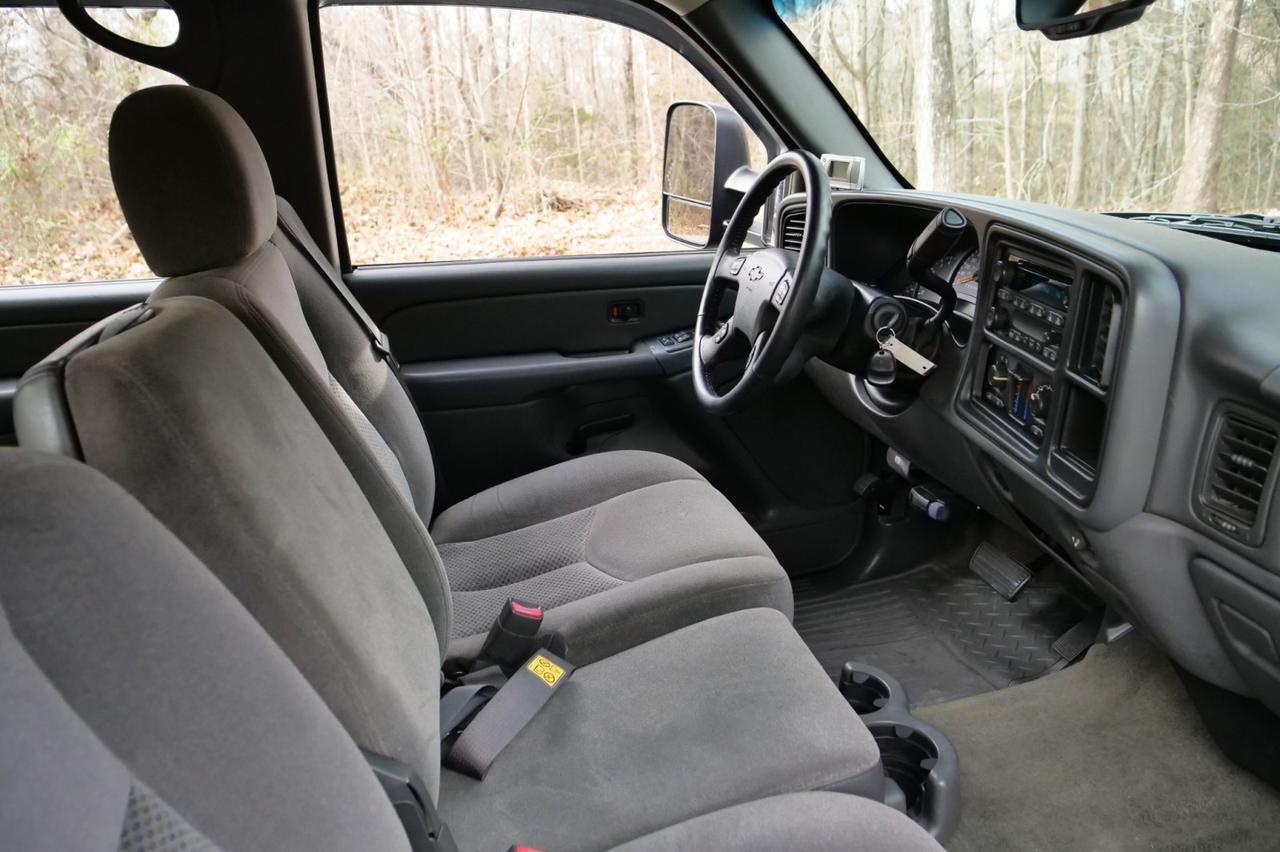 2007 Chevrolet Silverado 3500 Classic LT1 / DRW / Duramax V8 Diesel / Allison! Lincolnton NC