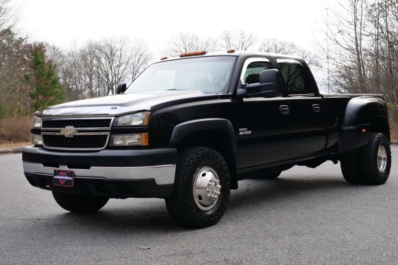 2007 Chevrolet Silverado 3500 Classic LT1 / DRW / Duramax V8 Diesel / Allison! Lincolnton NC
