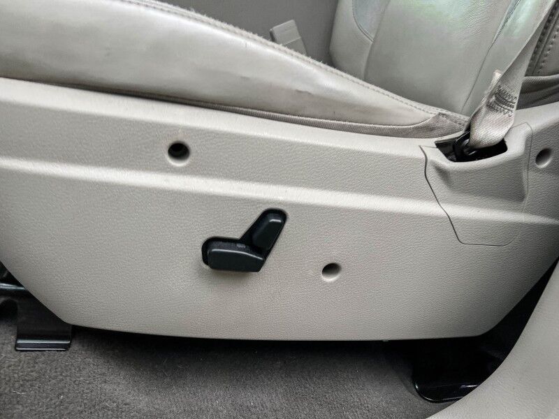 2007 Chrysler Aspen Limited Wilmington NC