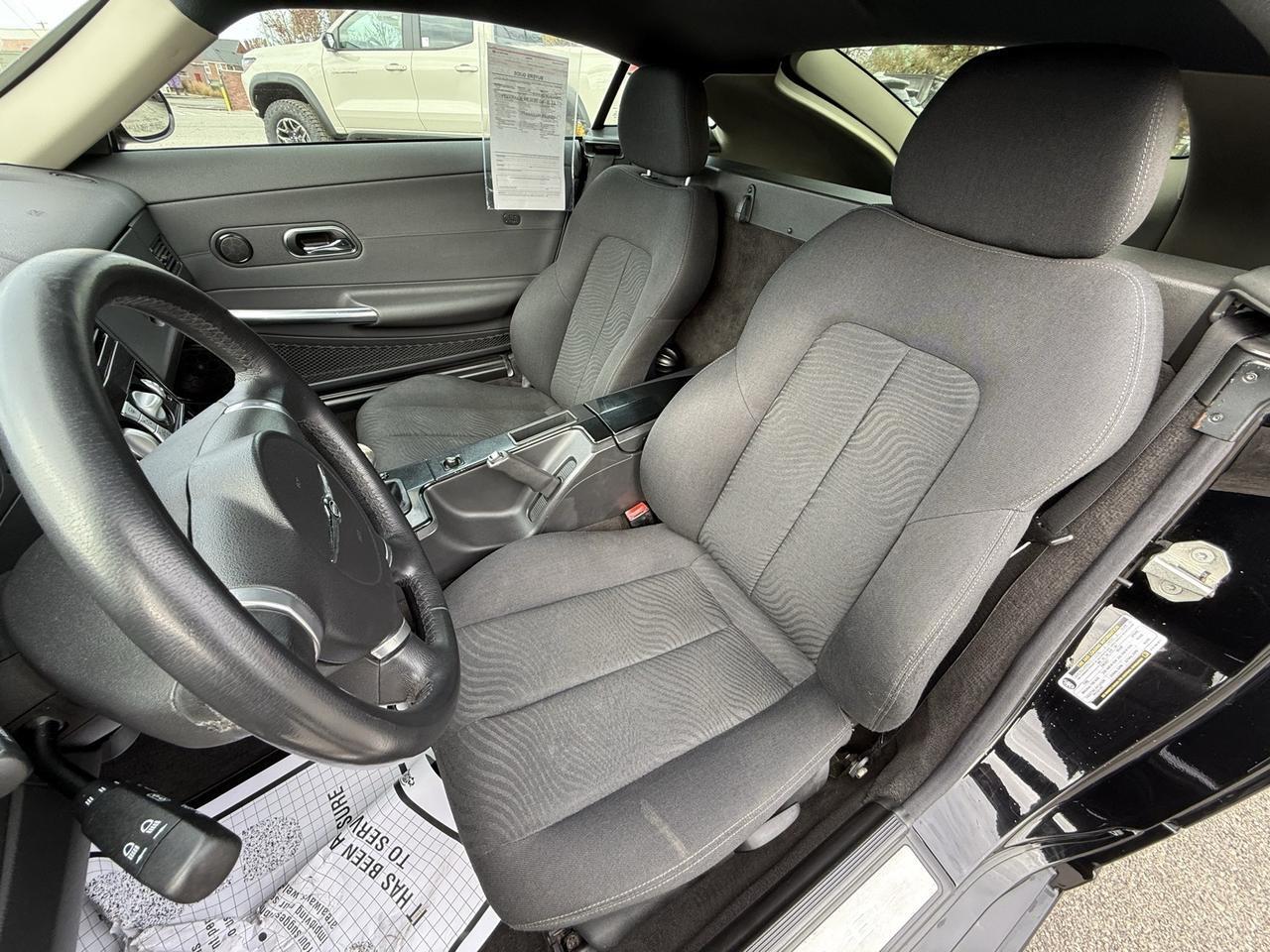 2007 Chrysler Crossfire Base Crestwood KY