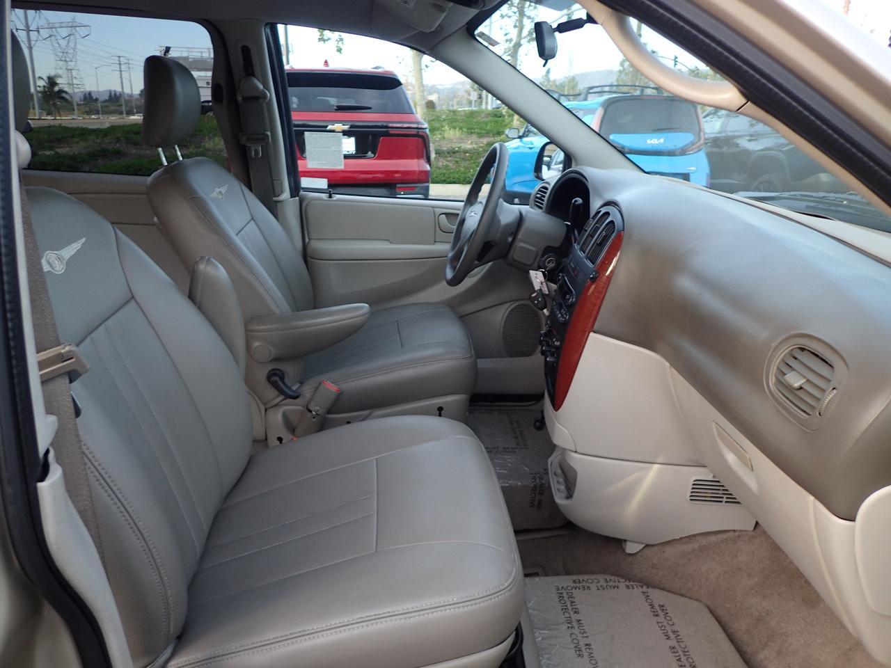 2007 Chrysler Town & Country LX Anaheim CA