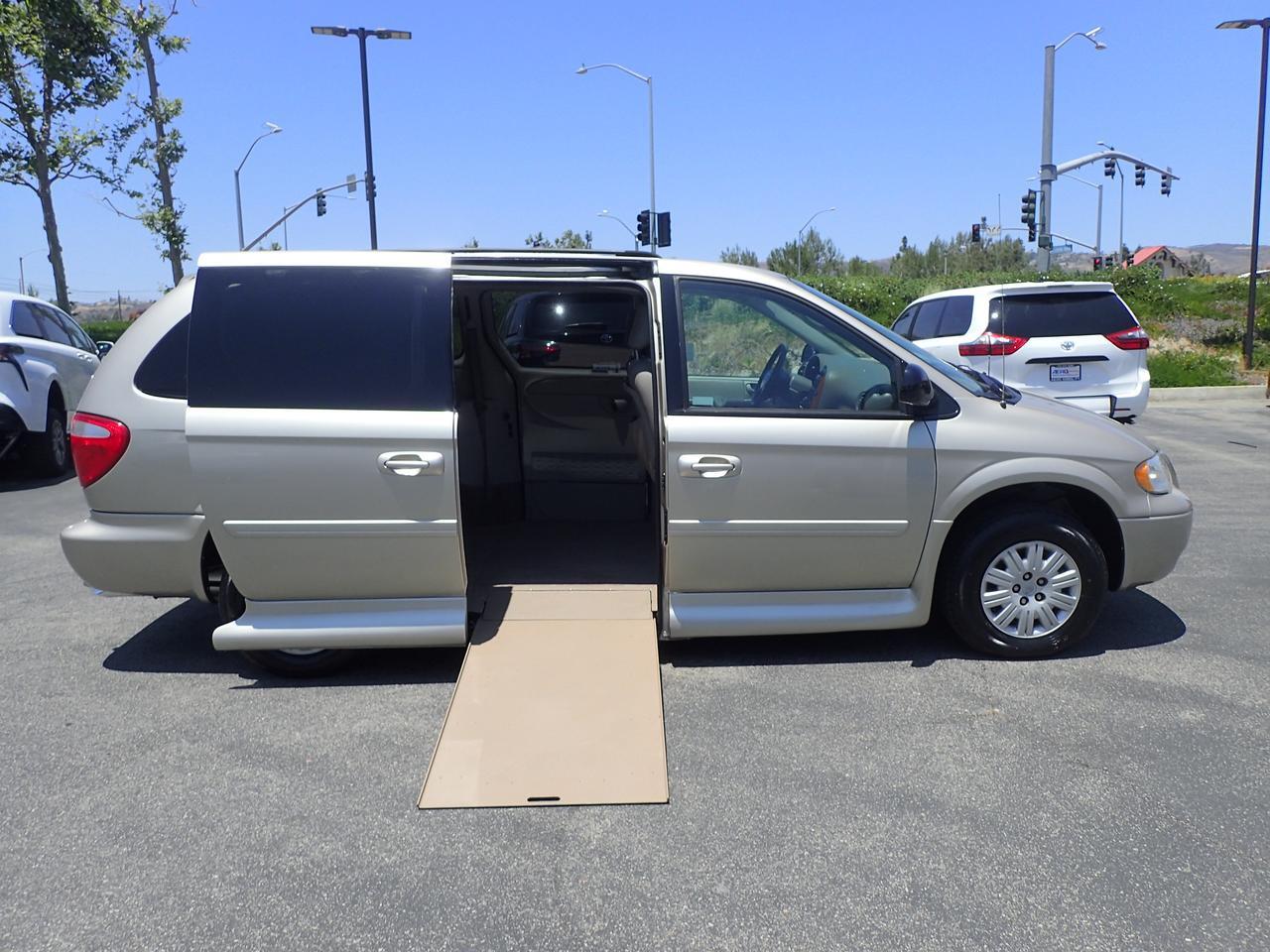 2007 Chrysler Town & Country LX Anaheim CA