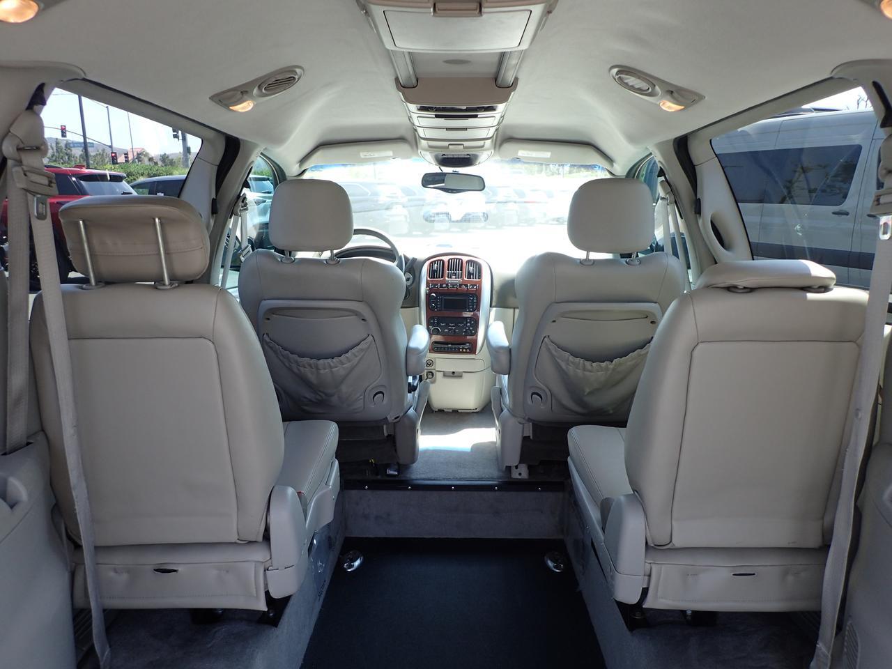 2007 Chrysler Town & Country Limited Anaheim CA