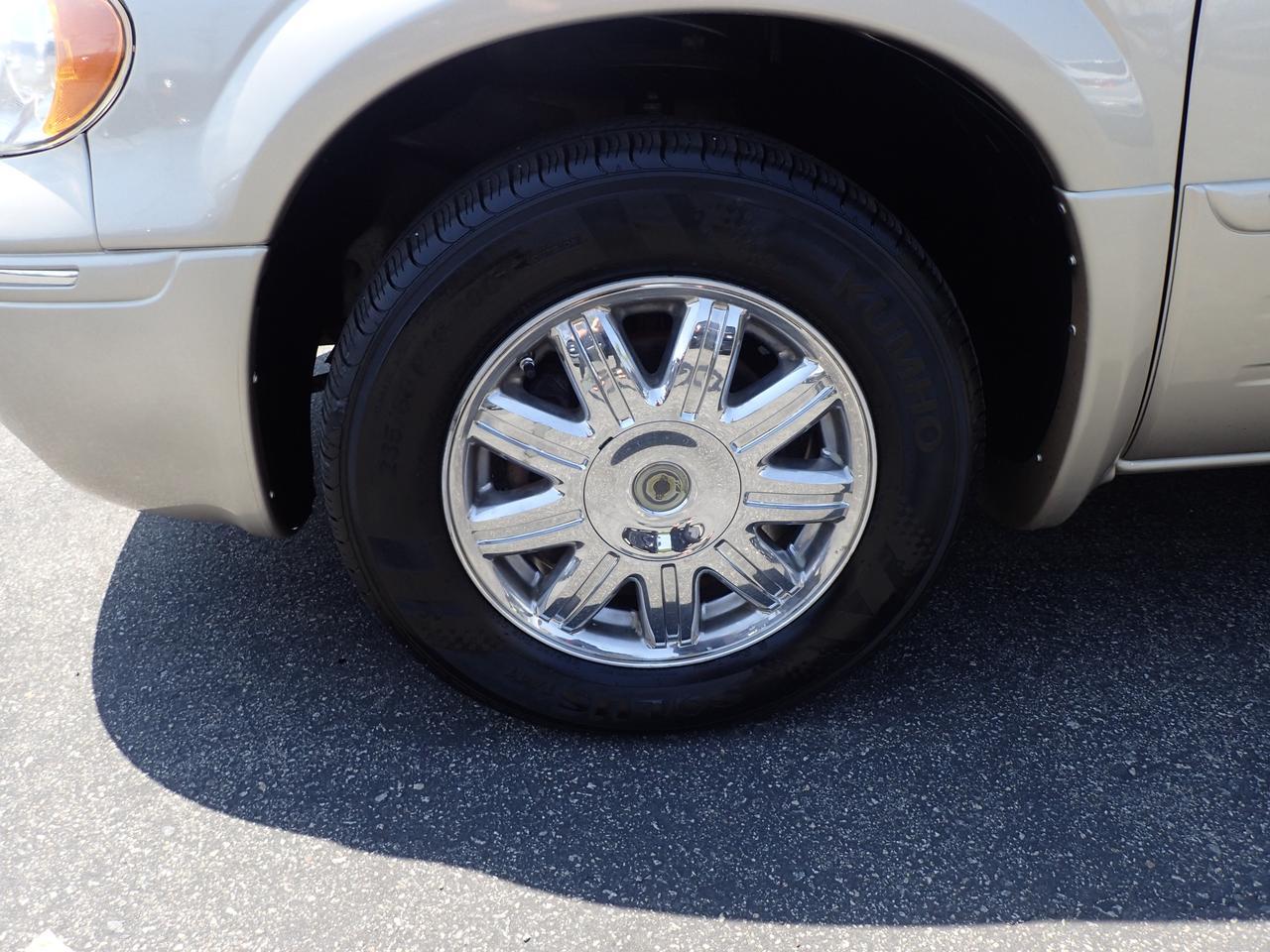 2007 Chrysler Town & Country Limited Anaheim CA