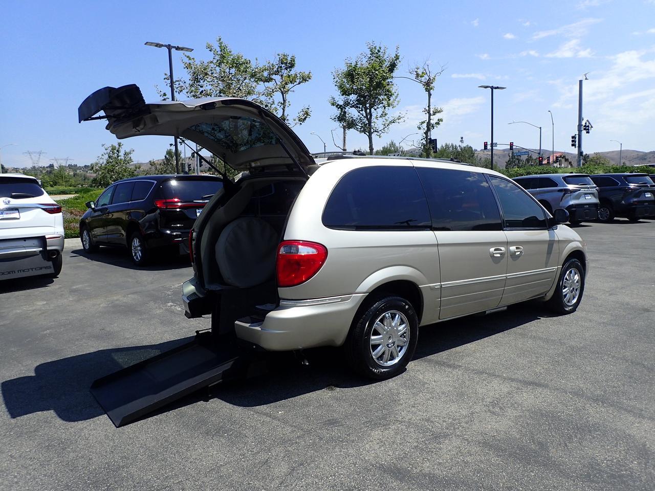 2007 Chrysler Town & Country Limited