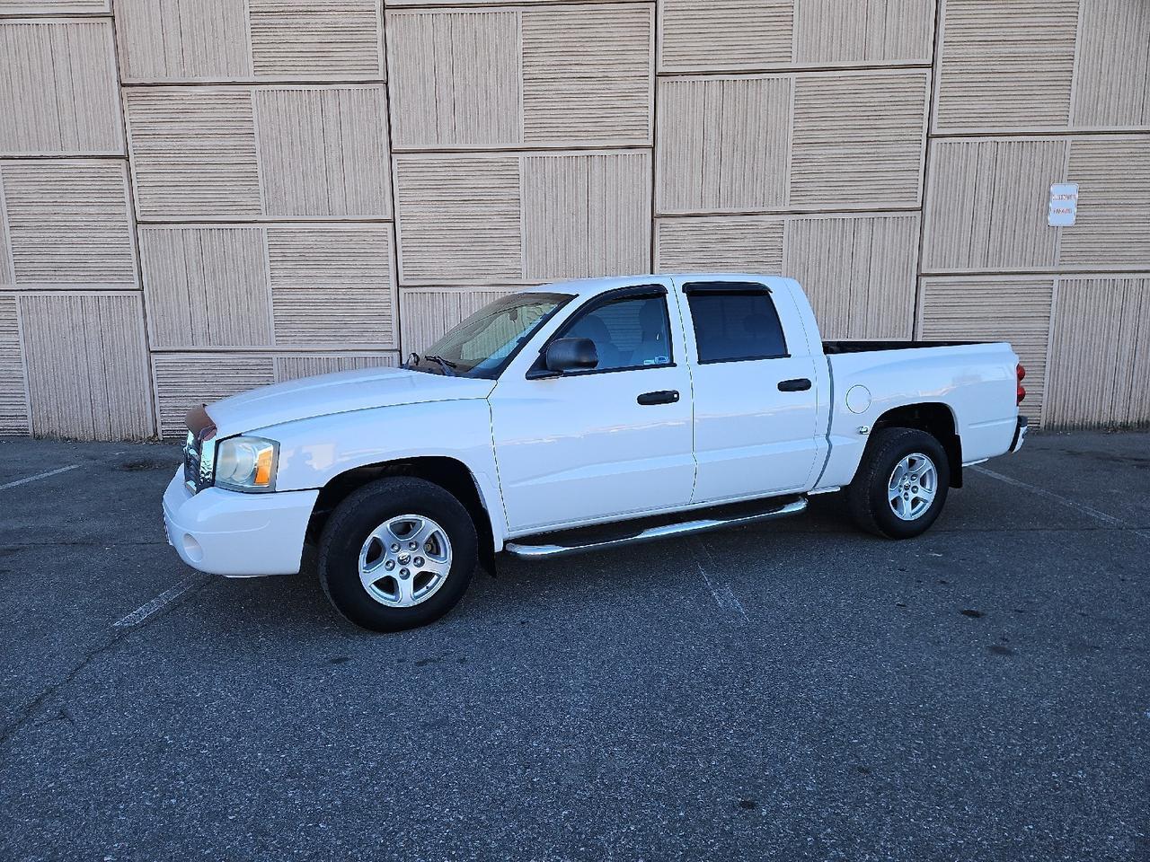 2007 Dodge Dakota SLT