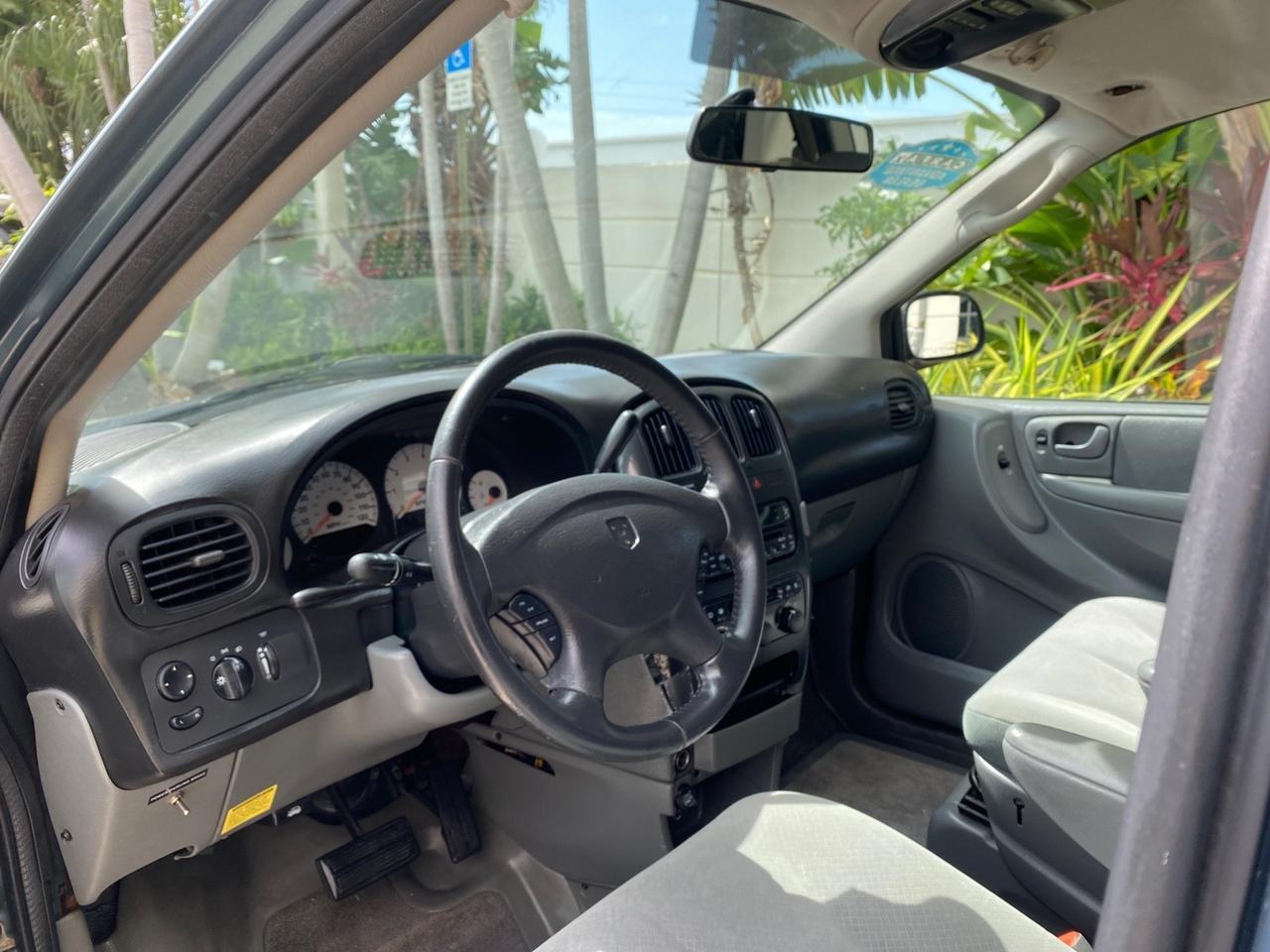 2007 Dodge Grand Caravan SXT Braun Entervan Pompano Beach FL