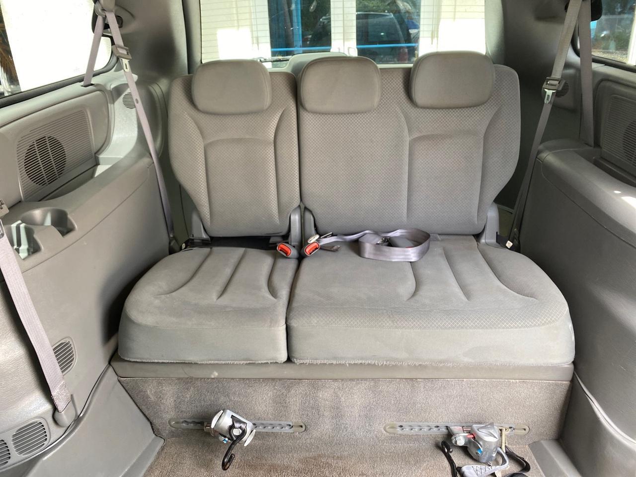 2007 Dodge Grand Caravan SXT Braun Entervan Pompano Beach FL