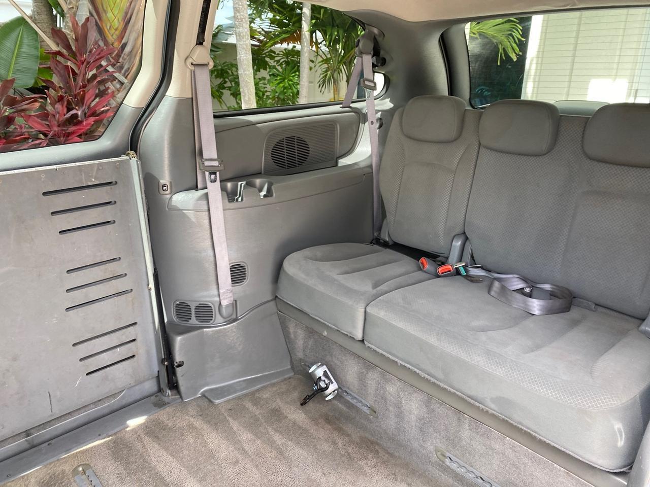 2007 Dodge Grand Caravan SXT Braun Entervan Pompano Beach FL