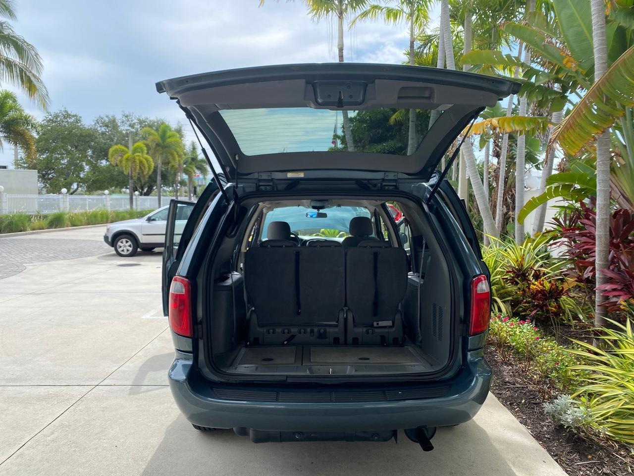 2007 Dodge Grand Caravan SXT Braun Entervan Pompano Beach FL