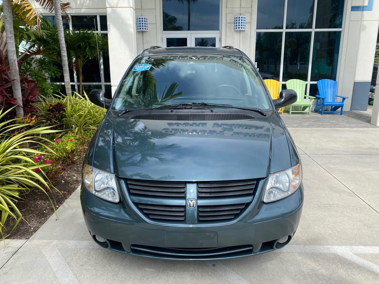 2007 Dodge Grand Caravan SXT Braun Entervan Pompano Beach FL