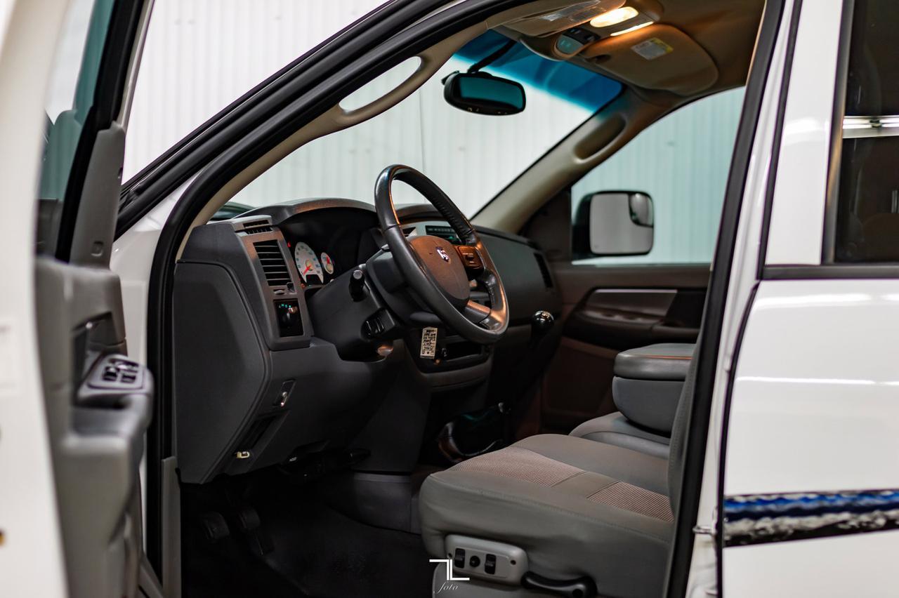 2007 Dodge Ram 3500 4x4 Quad Cab SLT Dually Deck Diesel Red Deer AB