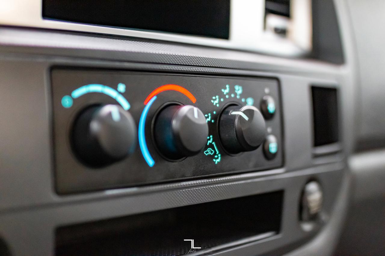 2007 Dodge Ram 3500 4x4 Quad Cab SLT Dually Deck Diesel Red Deer AB