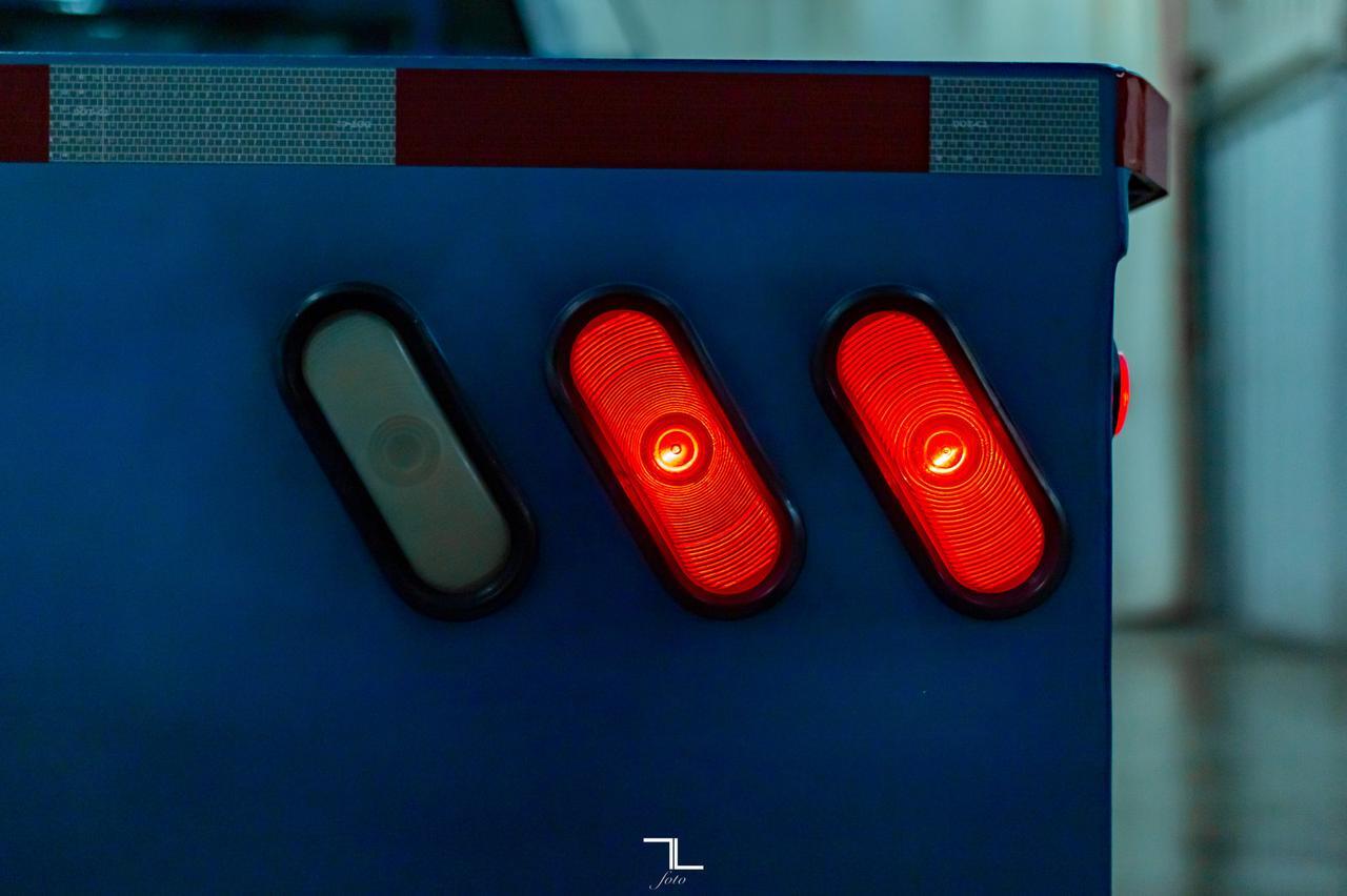 2007 Dodge Ram 3500 4x4 Quad Cab SLT Dually Deck Diesel Red Deer AB