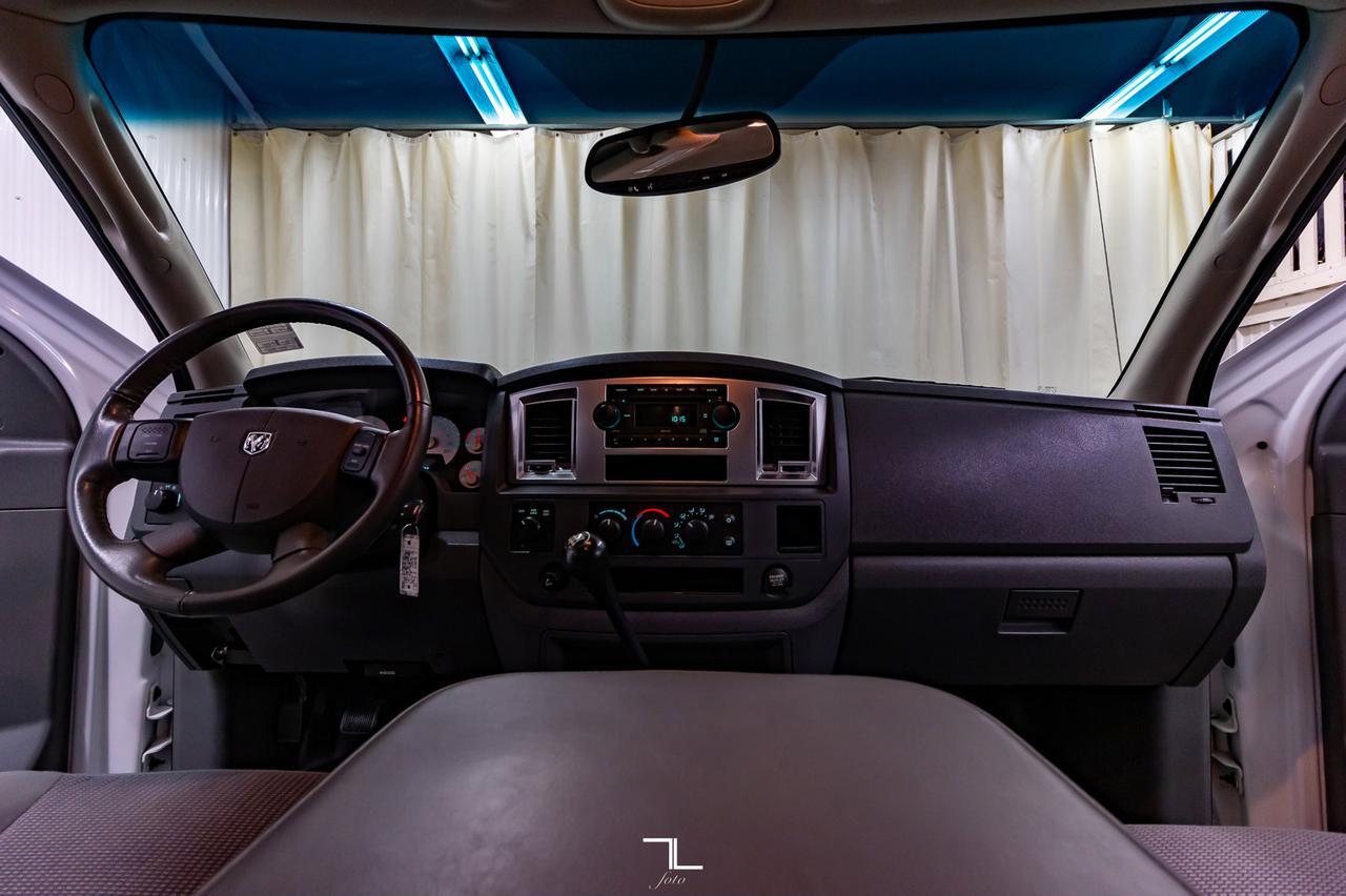 2007 Dodge Ram 3500 4x4 Quad Cab SLT Dually Deck Diesel Red Deer AB