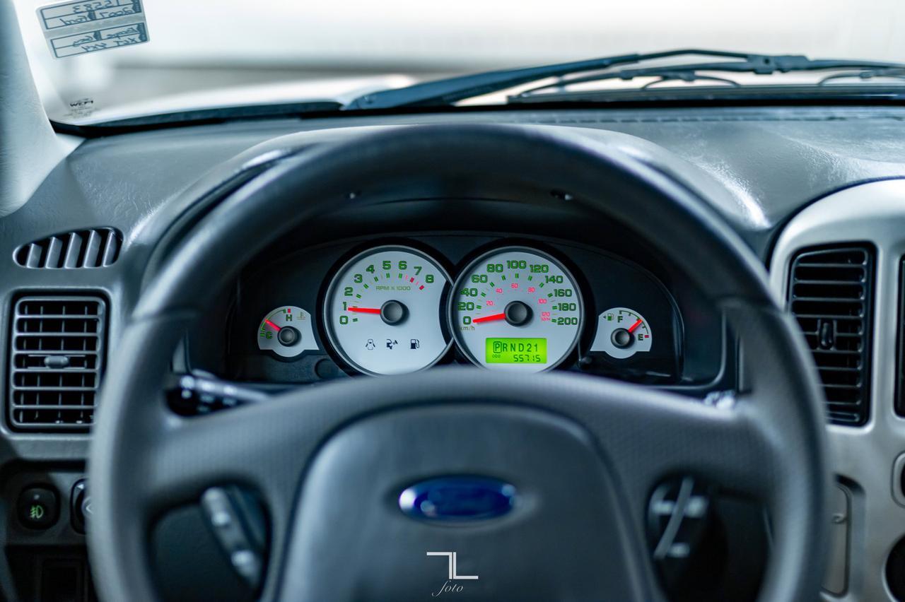 2007 Ford Escape AWD XLT Red Deer AB