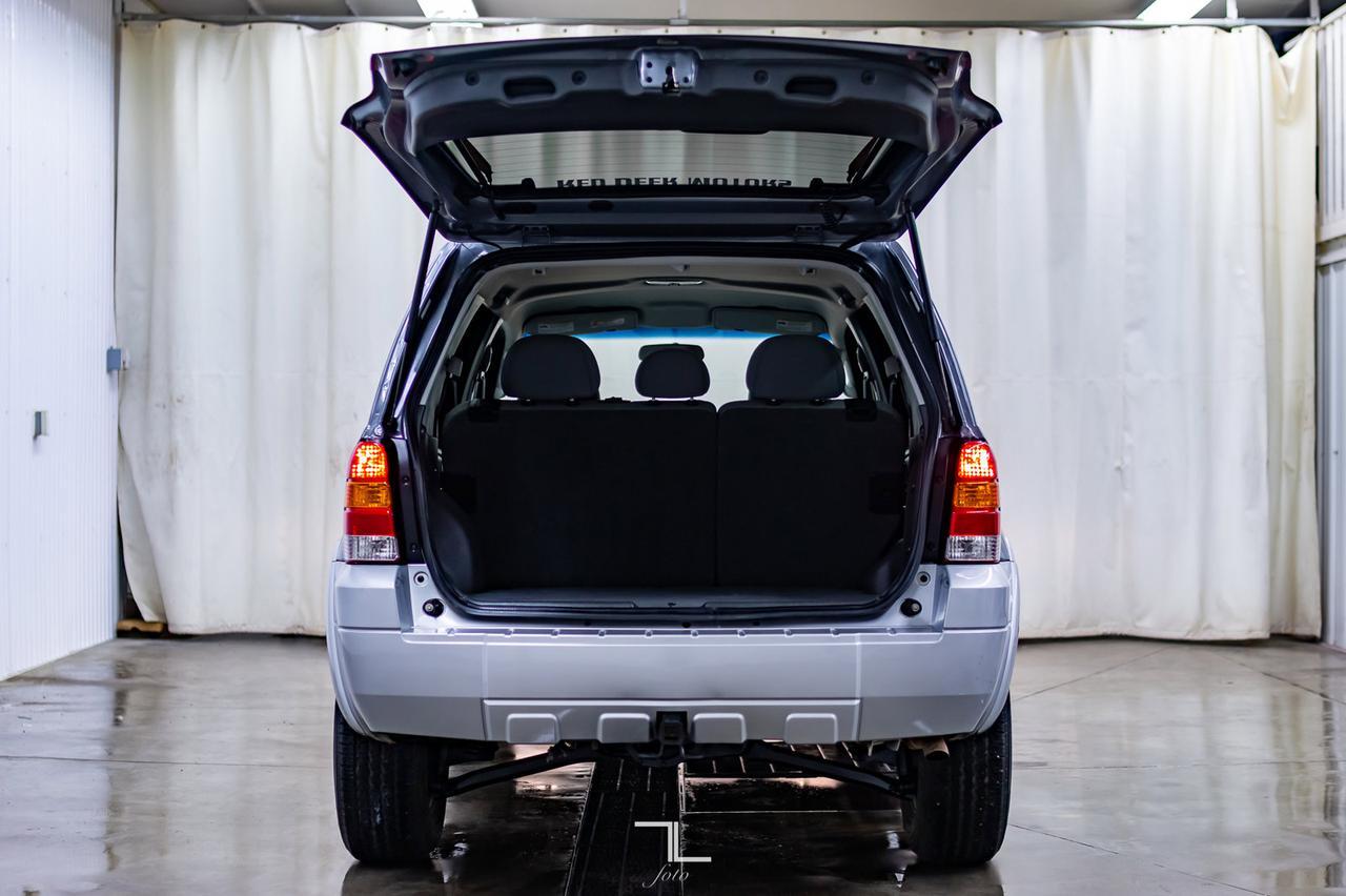 2007 Ford Escape AWD XLT Red Deer AB