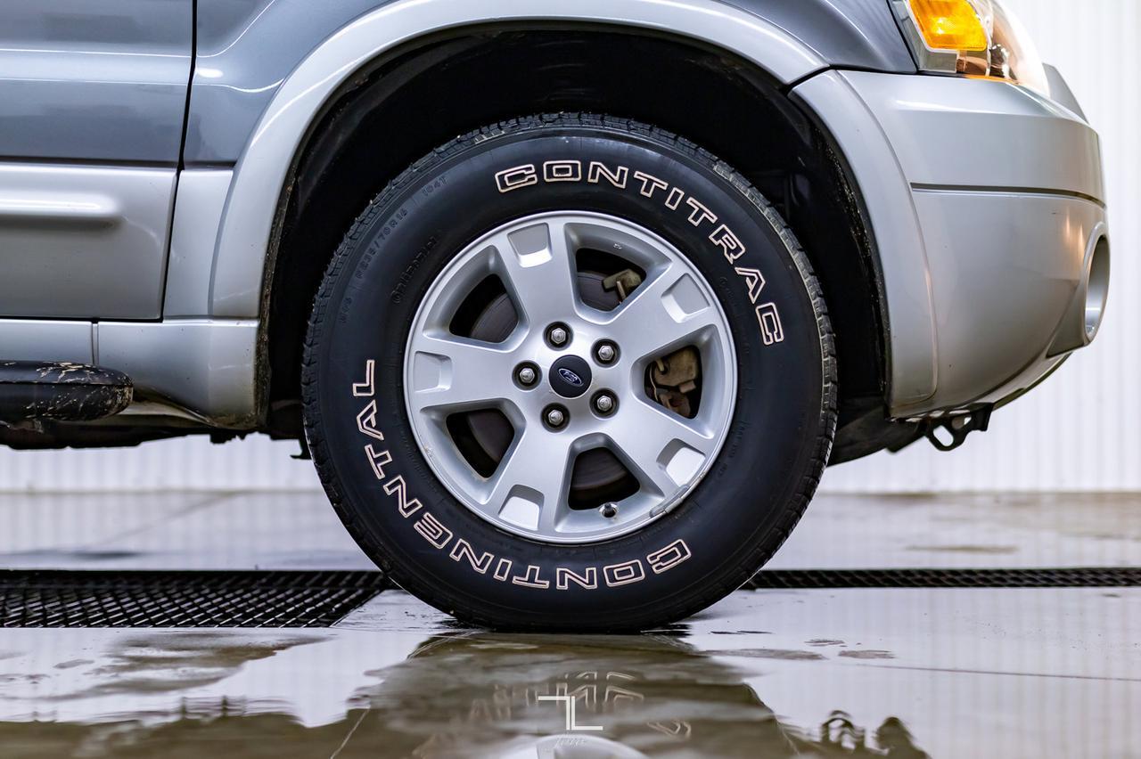 2007 Ford Escape AWD XLT Red Deer AB