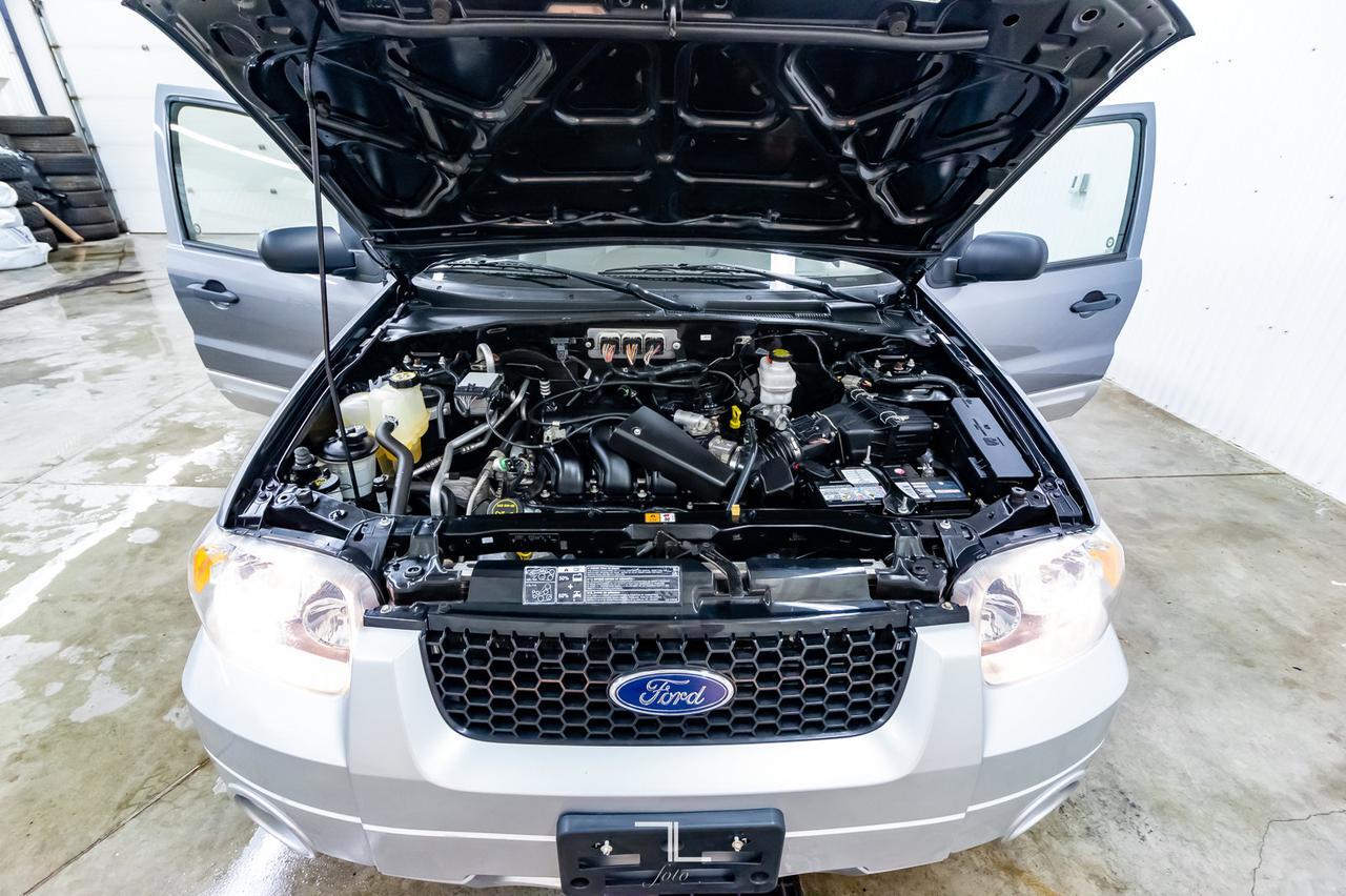 2007 Ford Escape AWD XLT Red Deer AB